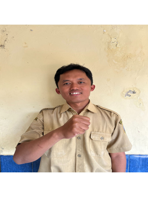 AHMAD SAMSUL, S.Pd.I